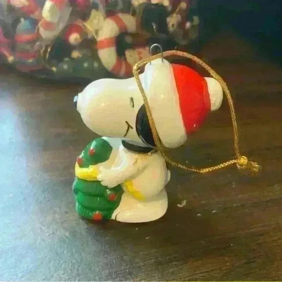 Vintage Snoopy Christmas ornament from 1966 made in Japan - Picture 2 of 4